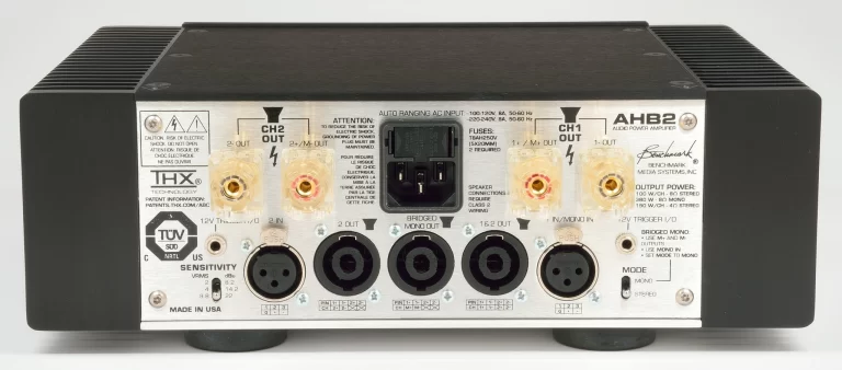 AHB2 stereo stiprintuvas