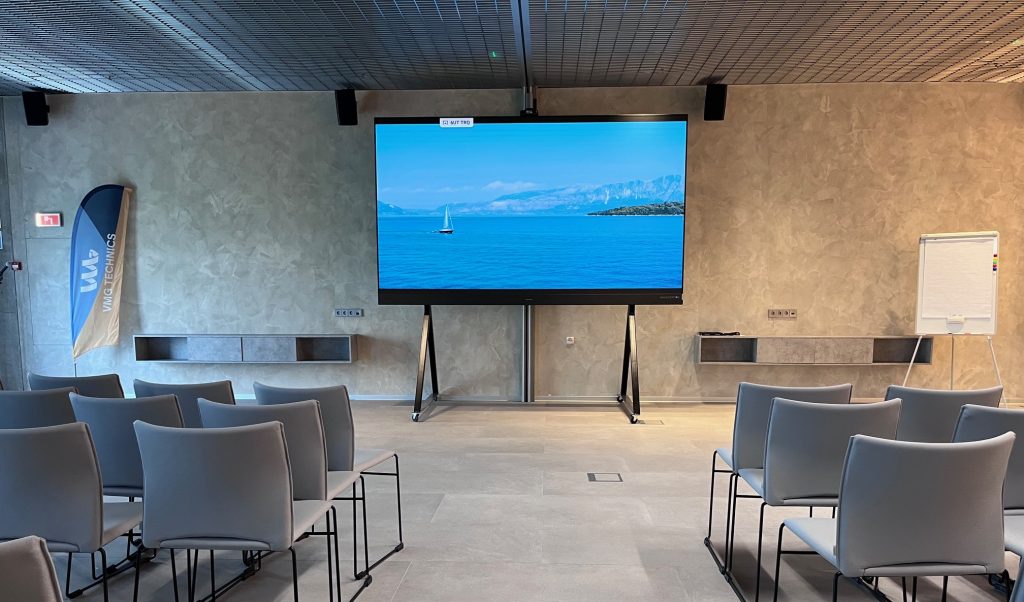 Digital Audio "VMG Technics" konferencijų salė - 136'' LED ekranas, optimizuotas garso padengimas