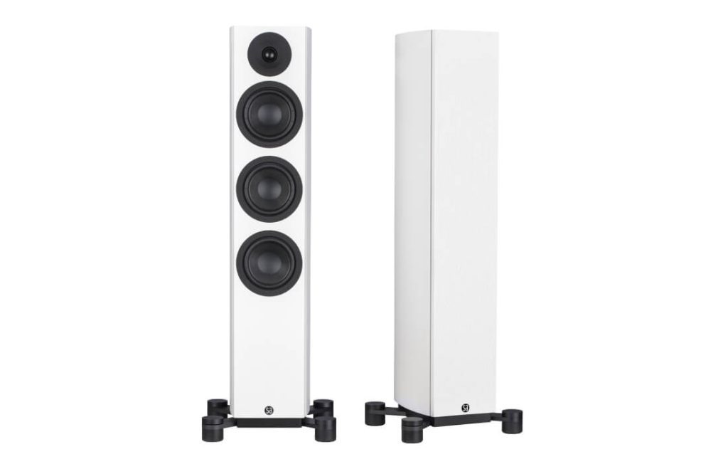 „System Audio Legend 40.2 Silverback DS+“: nauja era be laidų